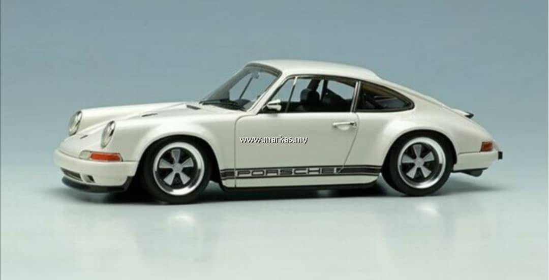 PO) MAKE UP 1/64 TM001C PORSCHE SINGER 911 (964) IVORY WHITE