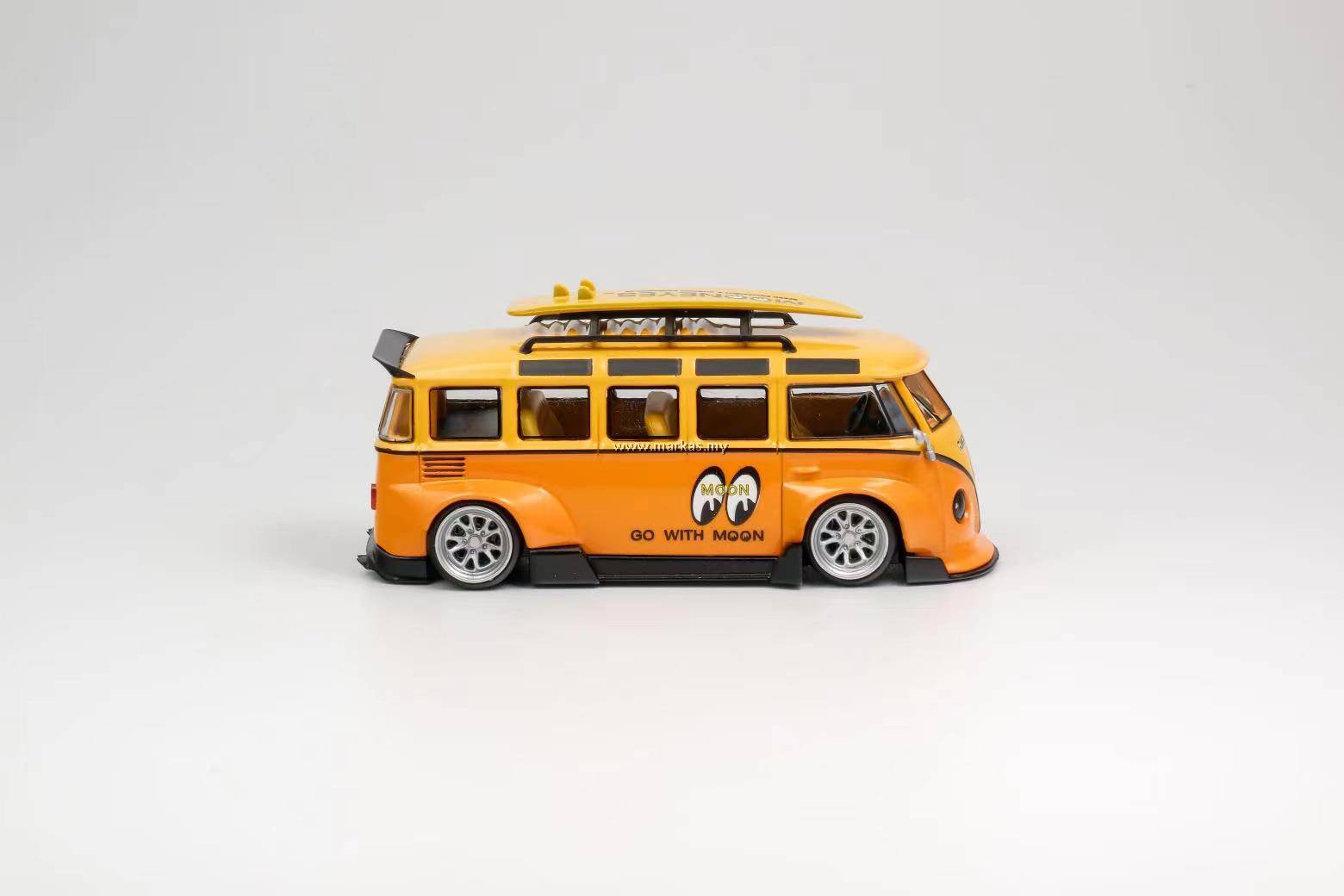 PO) TPC 1/64 VOLKSWAGEN T1 KOMBI MOONEYES